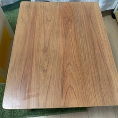 （決まりました)テーブルなど（突っ張り棒もお付けします）の画像