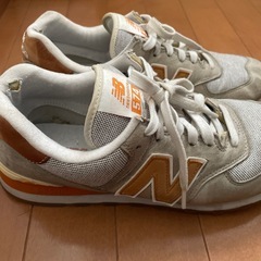 中古品　New balance 574  　27.5cmの画像