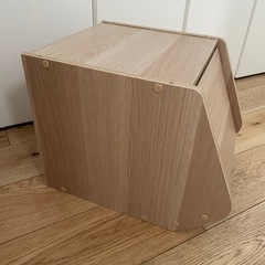収納ボックスの画像