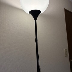 IKEA 間接照明 スタンドライトの画像