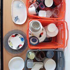 食器です。種類混在です。よろしくお願いいたします。の画像