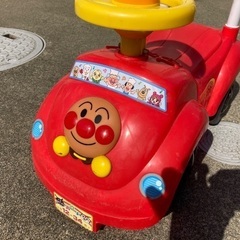 【再々値下げ】アンパンマンカー　メロディ付き