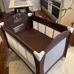 【お取引中】ベビーベット　小さめ　軽い