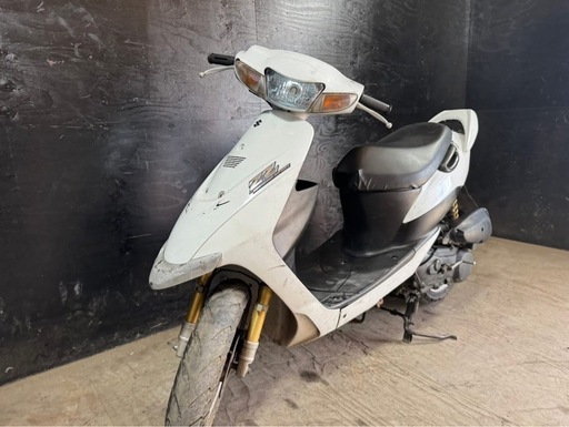 ★支払総額5.0万円★買取強化中！まずは簡単無料査定から！ スズキ ZZ 白 CA1PB 車格大きい125cc！ 2ストのためオイル注ぎ足すだけ！ バッテリー新品！ フロントディスクブレーキ！ 前後12インチホイール！