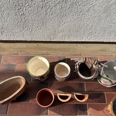 小ぶりの植木鉢、鉢カバー色々まとめての画像