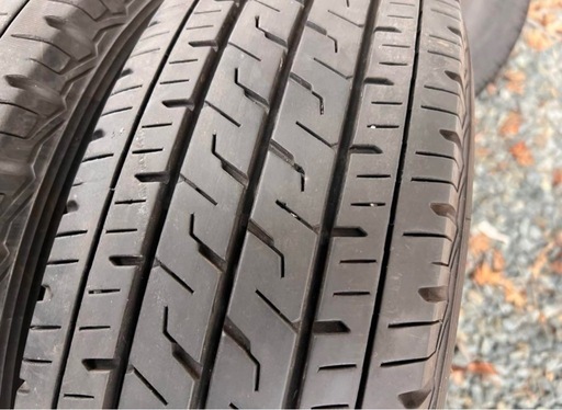 195/80R15 107/105ハイエースホイールセット ブリヂストン夏タイヤ③