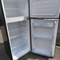 条件にて配送無料　2021年製　2ドアレトロ冷蔵庫　2ドアレトロ冷凍冷蔵庫　レトロ冷蔵庫　レトロデザイン冷蔵庫　デザイン冷蔵庫　　ノンフロン冷蔵庫　ノンフロン冷凍冷蔵庫　2ドア冷蔵庫　セカンド冷蔵庫の画像
