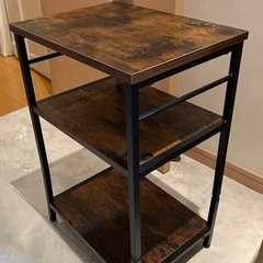 サイドテーブル