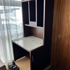 本棚　机