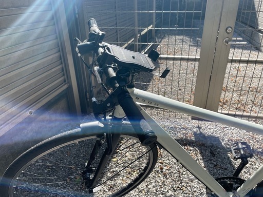 自転車　カゴ付き　スマホホルダー付き　オート