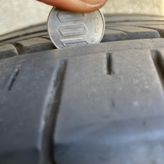 中古タイヤ　4本　225/55 R18 98Hの画像