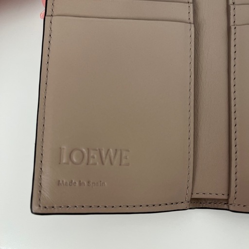 LOEWE アナグラムトライフォールドウォレット サンド LOEWE アナグラム