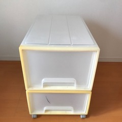 無印良品衣装ケース（中・大、キャスター付き）
の画像