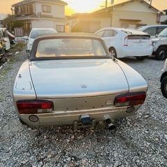 フィアット124スパイダー ピニンファリーナの画像