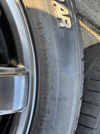 ★引取限定★(岐阜県羽島市)ファブレスハイエースタイヤホイール4本セット★走行少 ☆引取限定☆(岐阜県羽島市)ファブレスハイエースタイヤホイール4本