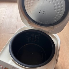 炊飯器の画像