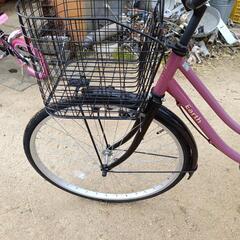 学生さんが使用されていた、通学用の自転車です。大事にされていたので、大変綺麗です。の画像