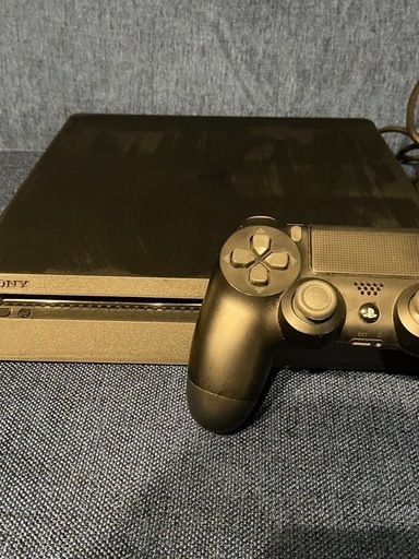プレイステーション4 本体　2000A