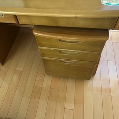 【値下げ！】学習机の画像
