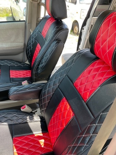 トヨタノア（AZR60）