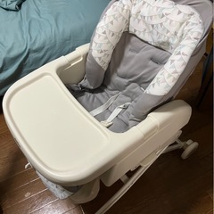 アップリカ ハイローチェアの画像