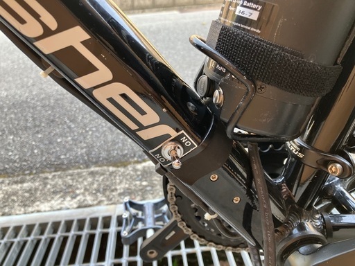 電動アシストスポーツ自転車 ブラック/レッド性能向上型‼️ 引き取り