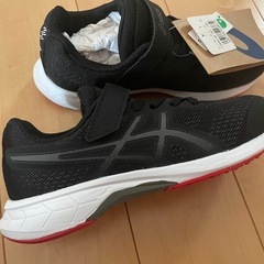 (お渡し決定)スニーカー19cm の画像