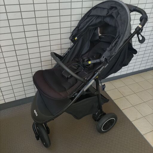 Aprica３輪ベビーカー「スムーヴ」シリーズのプレミアムモデル