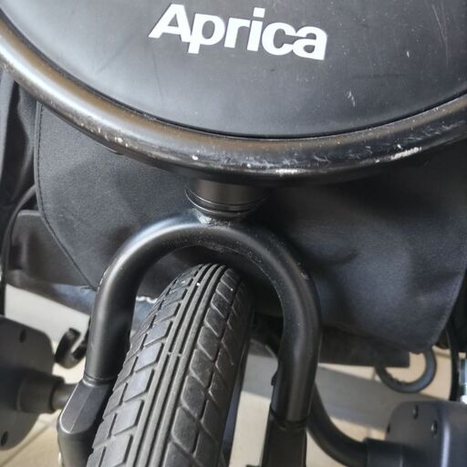 Aprica３輪ベビーカー「スムーヴ」シリーズのプレミアムモデル