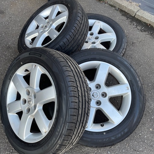 ファルケン23年製　夏タイヤ　エクストレイル