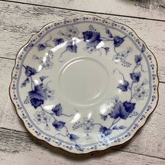 ナルミ　ボーンチャイナ　コーヒーカップ　ティーソーサー　5客セット　NARUMI　花柄の画像