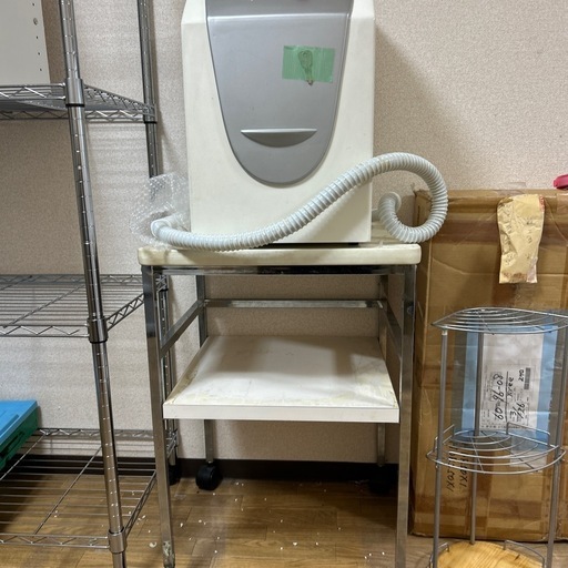 業務用脱毛機 フォトフェイシャル 台付き