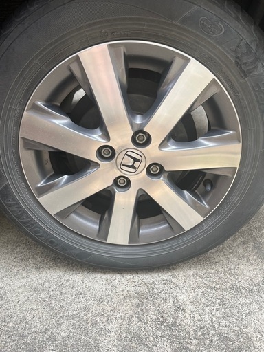 ホンダフリード用アルミホイール185/65R15 