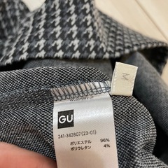 GU パフスリーブ ジャガードボリュームスリーブTの画像
