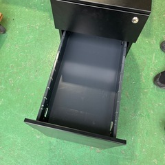 事務用品　引き出し収納　スチールケース　ブラック　黒　【鍵無し】の画像