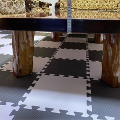 美品一枚板テーブルの画像