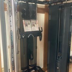 多機能ケーブルスミスマシン トレーニングガイド付きの画像