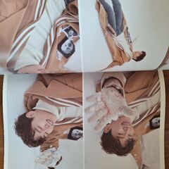 俳優、歌手のイ・ジュノさんの写真集お譲りします。の画像