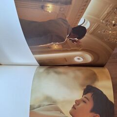俳優、歌手のイ・ジュノさんの写真集お譲りします。の画像