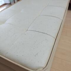 収納付きベンチチェストの画像