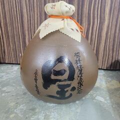 【未開封】琉球泡盛　忠孝酒造五年古酒　容量1.8L　一升甕 43度 未開封】琉球泡盛 忠孝酒造五年古酒 容量1.8L 一升甕 43度 リサイクル