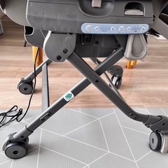 美品】Combiネムリラ AUTO SWING LM ミントグレー