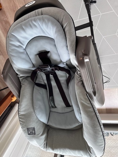 【美品】Combiネムリラ AUTO SWING LM 
ミントグレー