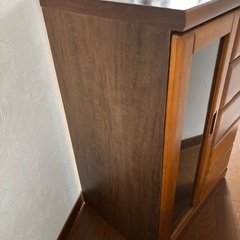 棚　キャビネットの画像