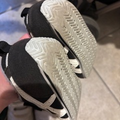 子供　スニーカー　4足セットの画像