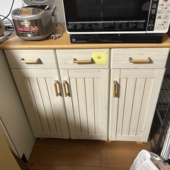 食器棚、ガラステーブル、靴箱3点セット