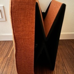 収納スツール　2つの画像