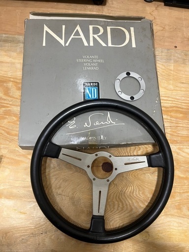 ナルディNARDI ステアリングクラシック36 (たなか) 吉塚のパーツ