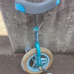 一輪車