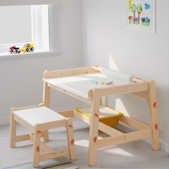 IKEA キッズデスク　の画像